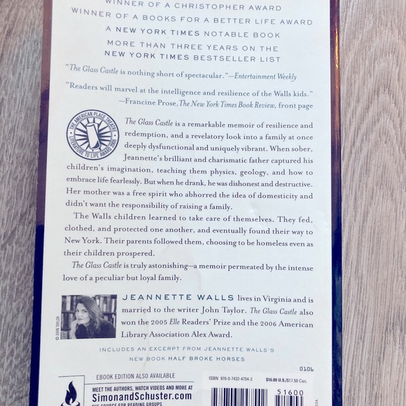 The Glass Castle paperback - Picture 2 of 2